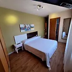 O Galeon San Luis Guest house 2*