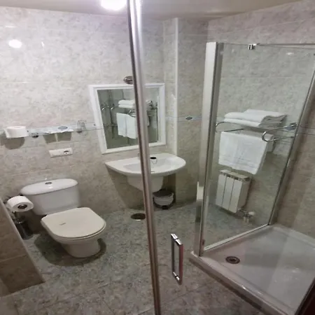 ゲストハウス O Galeon San Luis Moaña