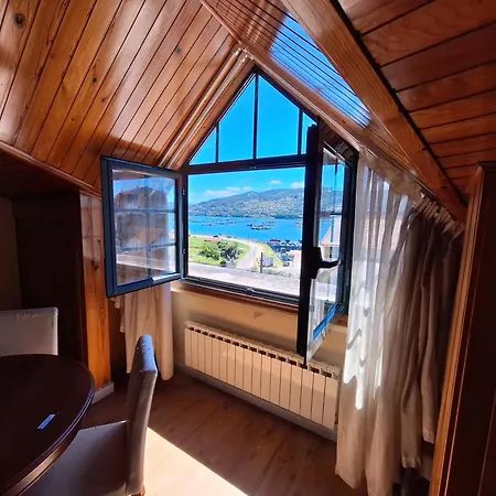 ゲストハウス O Galeon San Luis Moaña