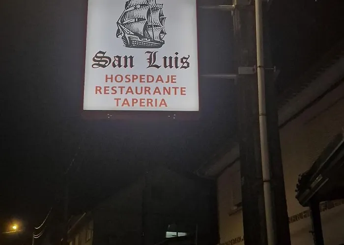 בית הארחה O Galeon San Luis 2*